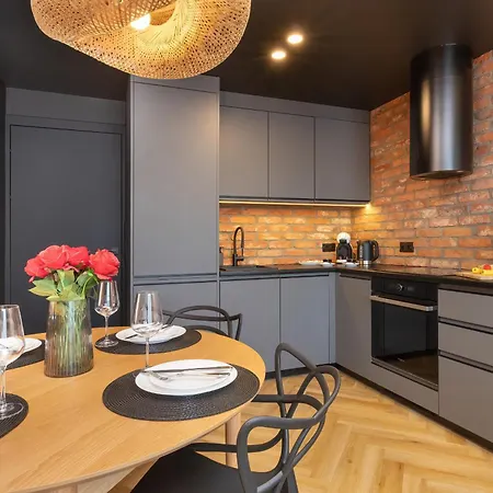 Sloneczny Z Klimatyzacja W Sercu Gdanska By Rent Like * Danzica